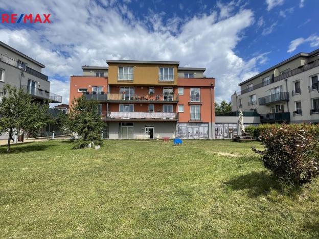 Pronájem bytu 2+kk, Jesenice, Nákupní, 55 m2