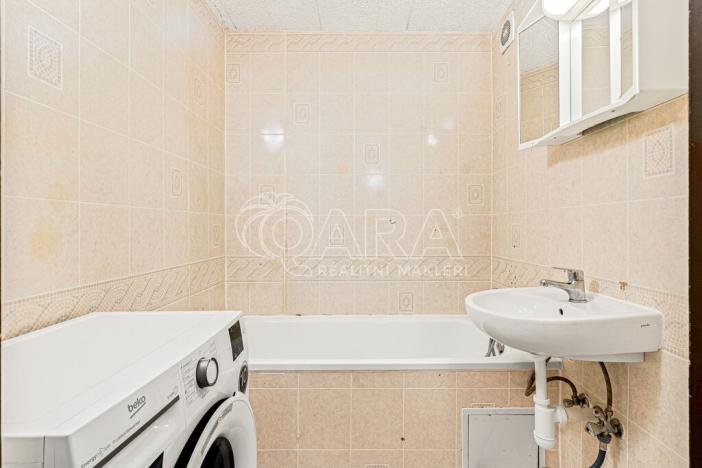 Prodej bytu 4+1, Praha - Chodov, Hněvkovského, 82 m2