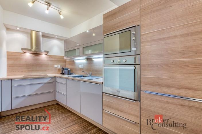 Pronájem bytu 2+kk, Praha - Michle, Magistrů, 49 m2