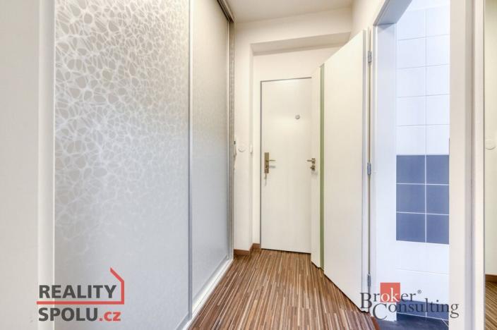 Pronájem bytu 2+kk, Praha - Michle, Magistrů, 49 m2