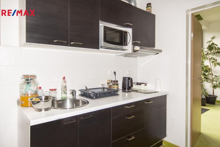 Pronájem kanceláře, Ústí nad Labem - Předlice, náměstí Prokopa Velikého, 24 m2