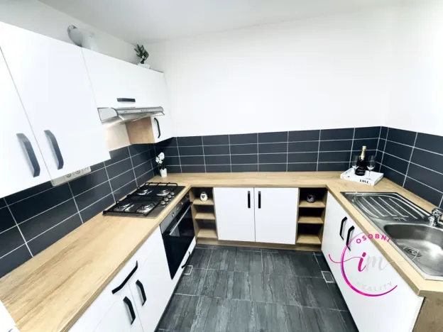 Pronájem bytu 1+1, Jihlava, Na Hliništi, 43 m2