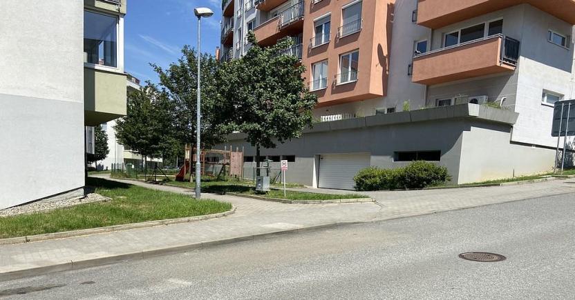 Prodej ostatní, Brno - Žebětín, Říčanská