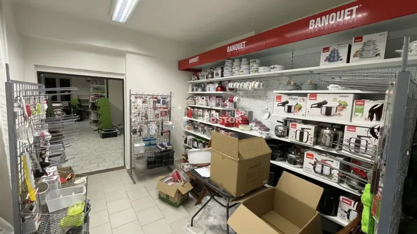 Pronájem obchodního prostoru, Jirny, Tovární, 350 m2