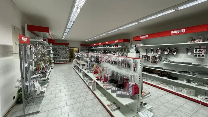 Pronájem obchodního prostoru, Jirny, Tovární, 350 m2