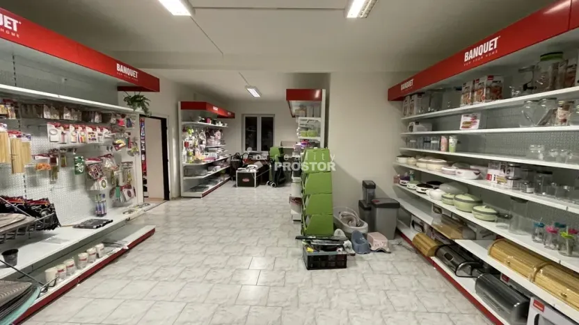 Pronájem obchodního prostoru, Jirny, Tovární, 350 m2