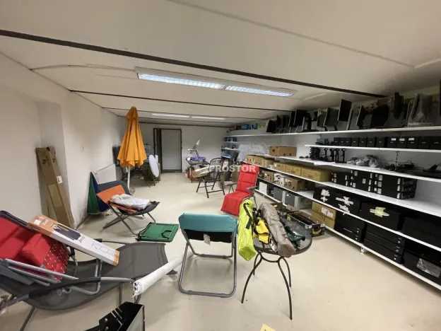 Pronájem obchodního prostoru, Jirny, Tovární, 350 m2