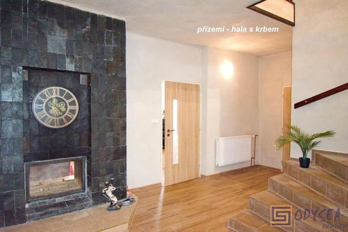 Prodej rodinného domu, Krmelín, 268 m2