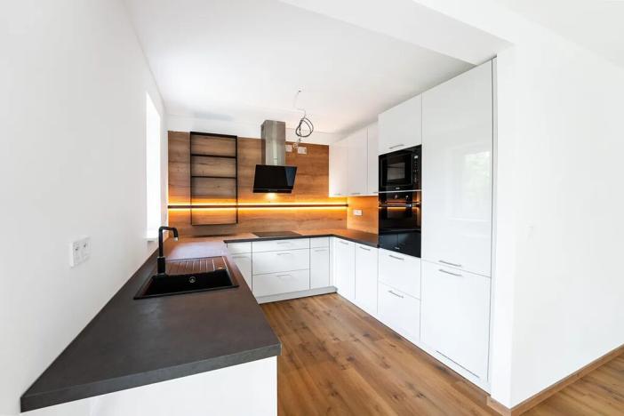 Pronájem rodinného domu, Kamenice, 183 m2