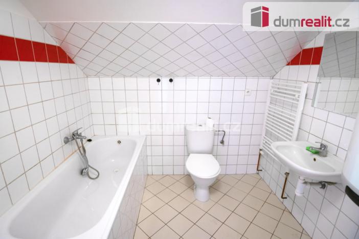 Pronájem bytu 1+1, Kolín - Kolín I, Husova, 53 m2