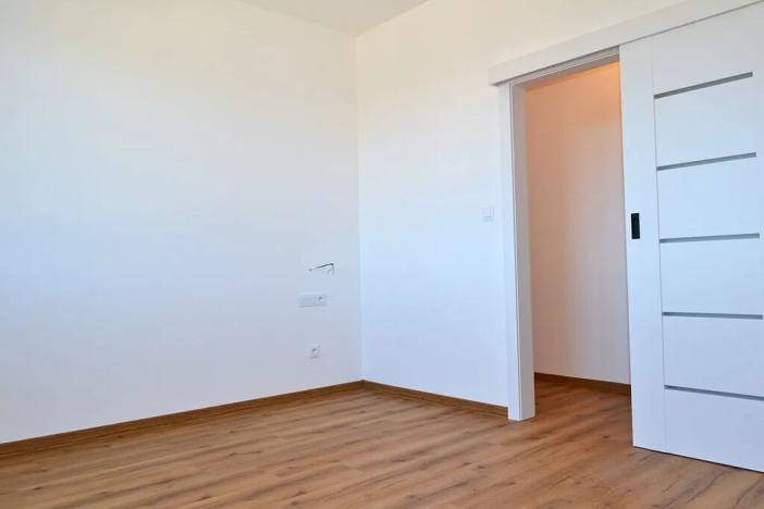 Pronájem rodinného domu, Jenišov, Slunná, 117 m2