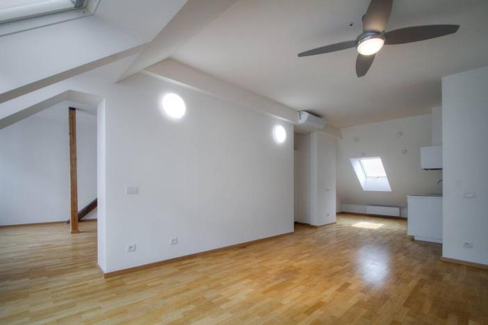 Pronájem bytu 1+kk, Praha - Karlín, Kaizlovy sady, 78 m2