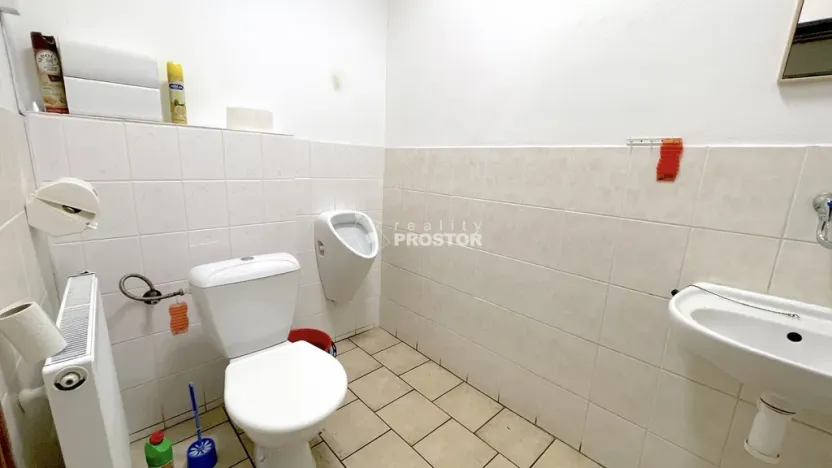 Pronájem kanceláře, Jirny, Tovární, 281 m2