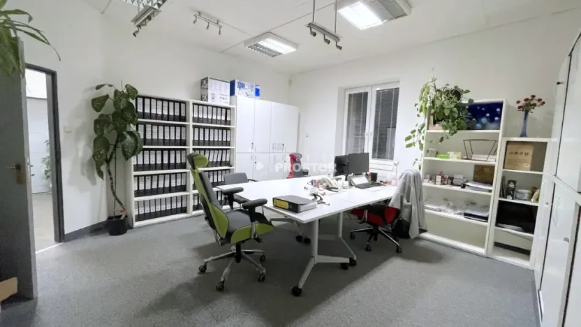 Pronájem obchodního prostoru, Jirny, Tovární, 631 m2