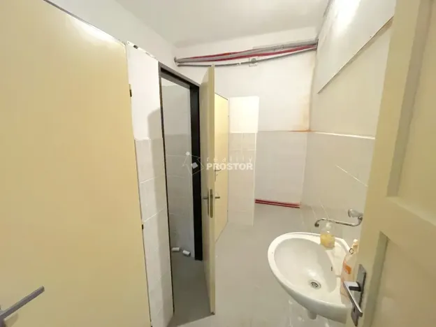 Pronájem skladu, Jirny, Tovární, 447 m2