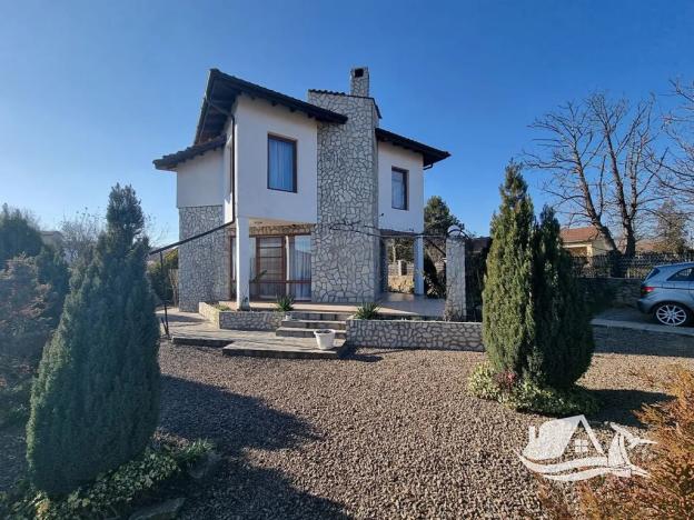 Prodej rodinného domu, Pomorie, Bulharsko, 102 m2