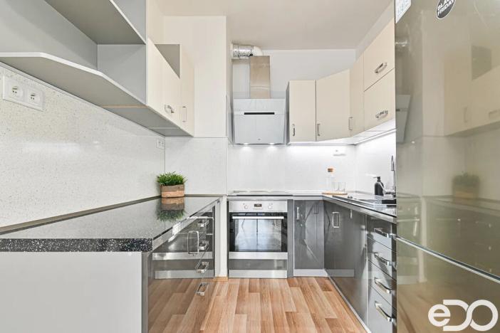 Pronájem bytu 2+kk, Praha, Pod radnicí, 51 m2