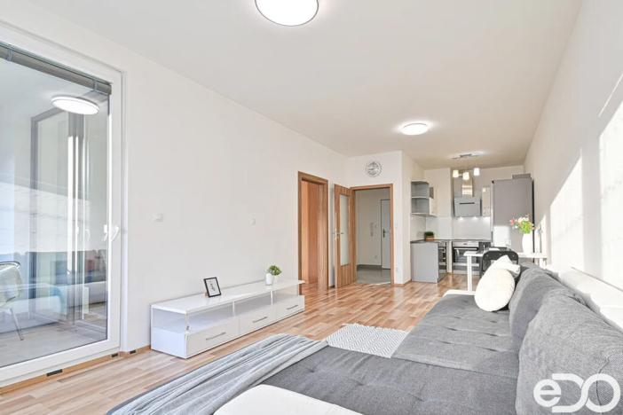 Pronájem bytu 2+kk, Praha, Pod radnicí, 51 m2