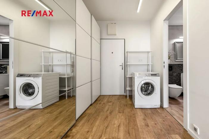 Pronájem bytu 2+kk, Praha - Vysočany, Pod Harfou, 55 m2