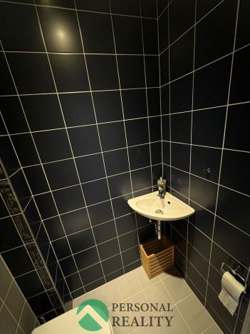 Pronájem bytu 3+1, Pardubice, Štrossova, 79 m2