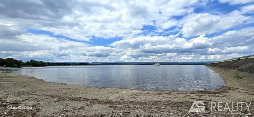 Prodej pozemku pro bydlení, Chbany, 1329 m2