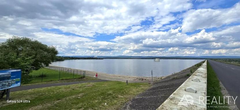 Prodej pozemku pro bydlení, Chbany, 1329 m2