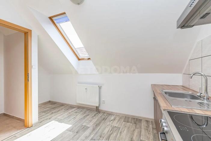 Pronájem bytu 2+kk, Blovice, Americká, 36 m2