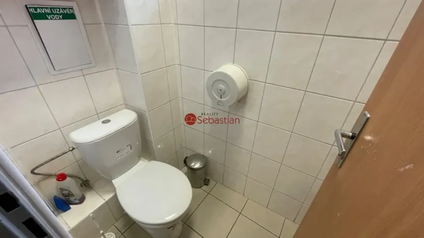 Pronájem kanceláře, Litvínov - Horní Litvínov, Jiráskova, 184 m2