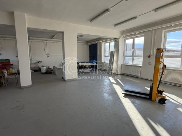 Pronájem skladu, Frenštát pod Radhoštěm, Martinská čtvrť, 482 m2