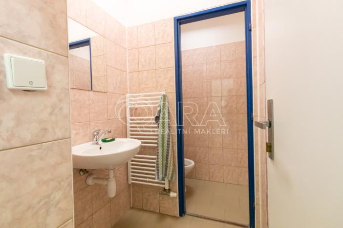 Pronájem skladu, Frenštát pod Radhoštěm, Martinská čtvrť, 482 m2