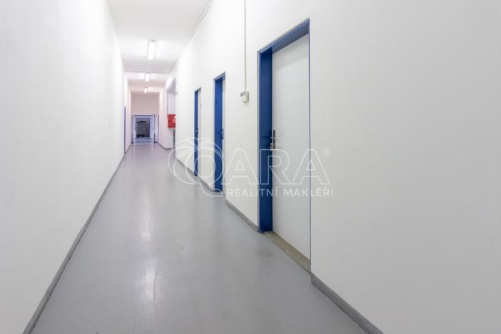 Pronájem skladu, Frenštát pod Radhoštěm, Martinská čtvrť, 482 m2