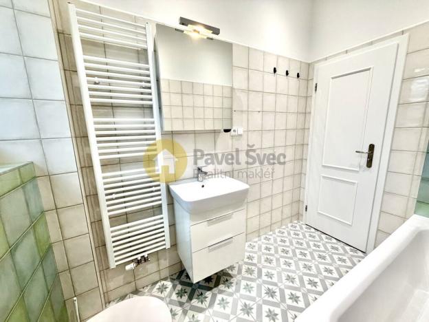 Pronájem bytu 2+kk, Strakonice - Strakonice I, Velké náměstí, 60 m2