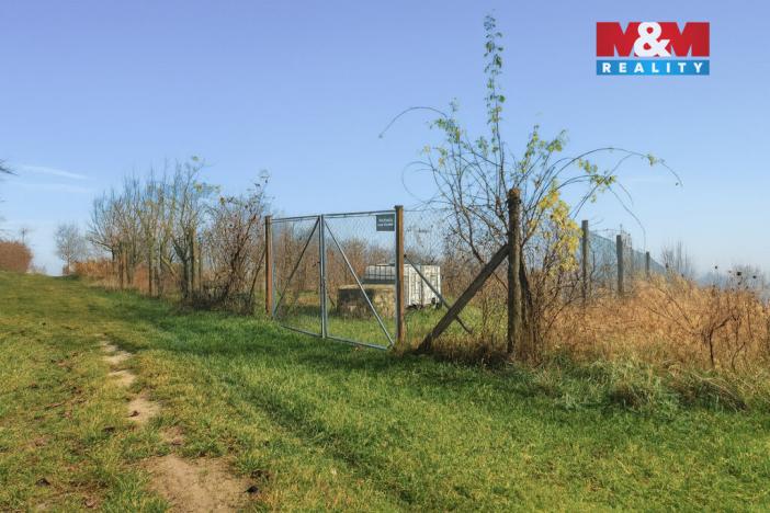 Prodej pole, Bukovany, 1791 m2