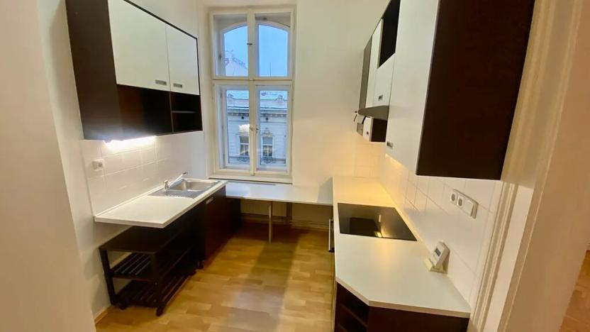 Pronájem bytu 2+1, Brno, Jana Uhra, 73 m2