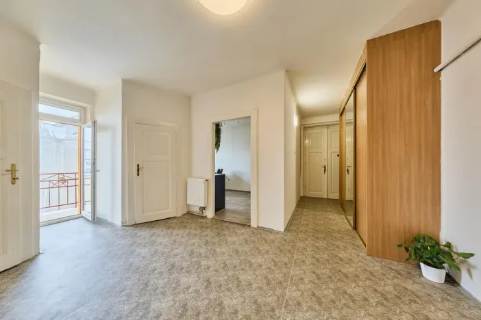 Prodej bytu 3+1, Pardubice - Zelené Předměstí, náměstí Čs. legií, 107 m2