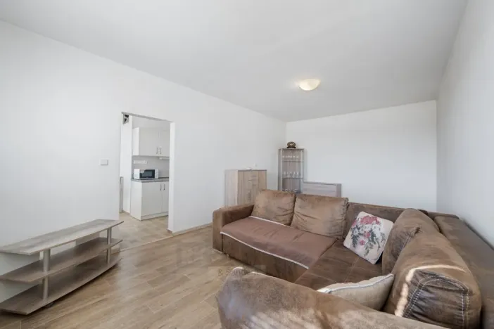 Prodej bytu 1+1, České Velenice, Sídliště na Sadech, 43 m2