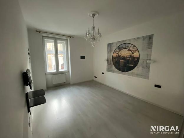 Pronájem bytu 2+1, Praha - Smíchov, Plzeňská, 58 m2