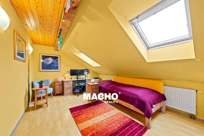 Prodej rodinného domu, Řitka, U vodojemu, 333 m2