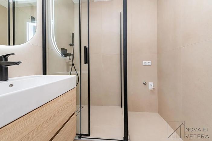 Pronájem bytu 2+kk, Praha - Žižkov, Jeseniova, 45 m2