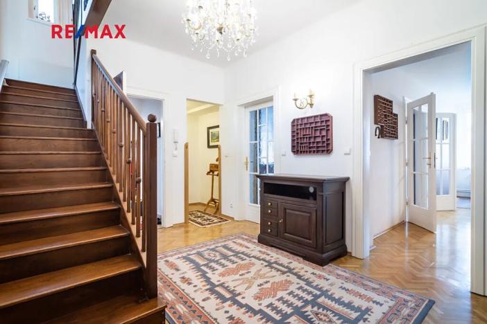 Prodej vily, Slaný, Máchova, 352 m2