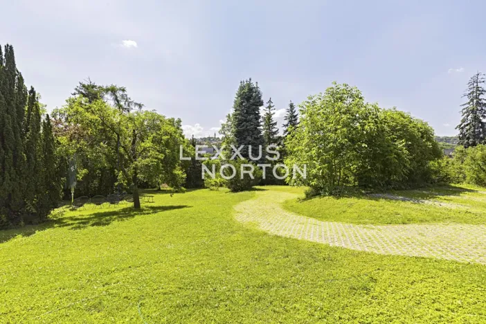 Pronájem bytu 3+1, Praha - Dejvice, Komornická, 121 m2