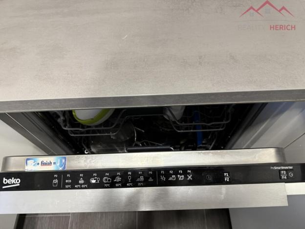 Prodej bytu 3+1, Jirkov, Na Borku, 75 m2