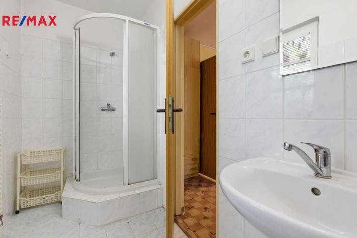 Prodej ubytování, Nová Role - Mezirolí, 795 m2