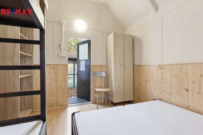 Prodej ubytování, Nová Role - Mezirolí, 795 m2