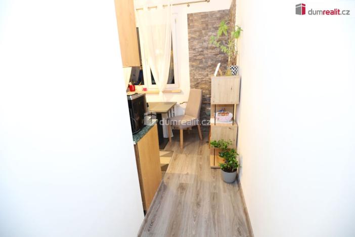 Prodej bytu 2+1, Hroznětín, Sídliště, 57 m2