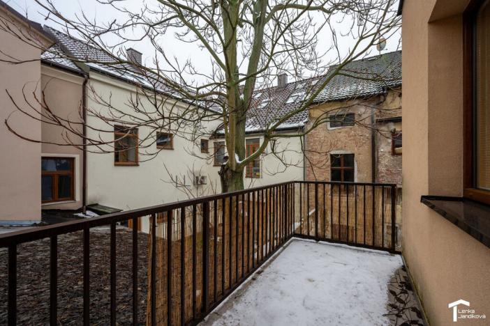 Pronájem bytu 2+kk, Pardubice - Zelené Předměstí, Sladkovského, 90 m2