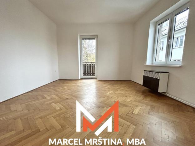 Pronájem bytu 2+1, Náchod, Husovo náměstí, 74 m2