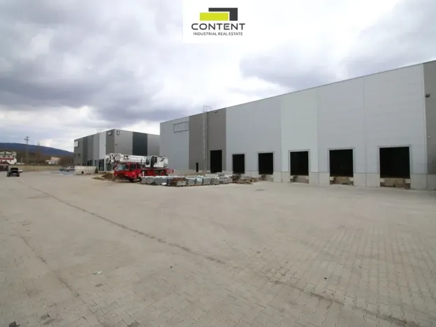 Pronájem skladu, Chlumec - Český Újezd, 4000 m2