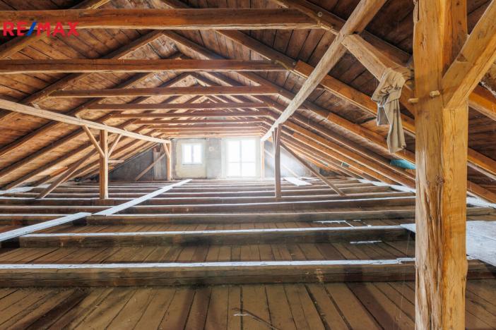 Prodej výrobních prostor, Karlovy Vary - Rybáře, Sokolovská, 1766 m2