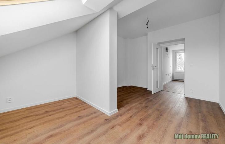 Pronájem bytu 1+1, Praha - Žižkov, Na mokřině, 30 m2